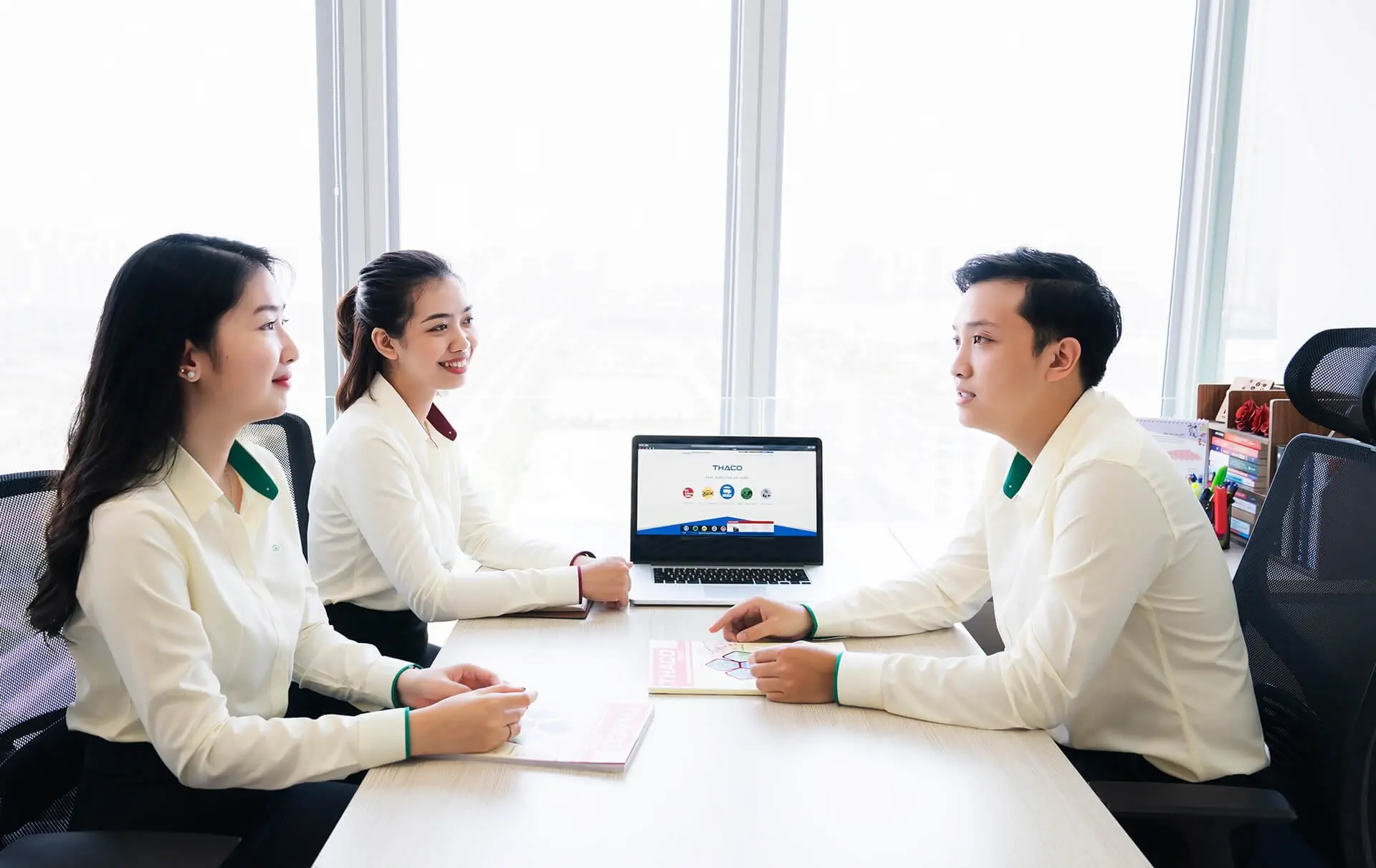 THACO AUTO SƠN LA TUYỂN DỤNG THÁNG 02 NĂM 2024